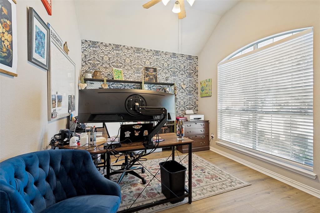 Wilshire Valley - Residential