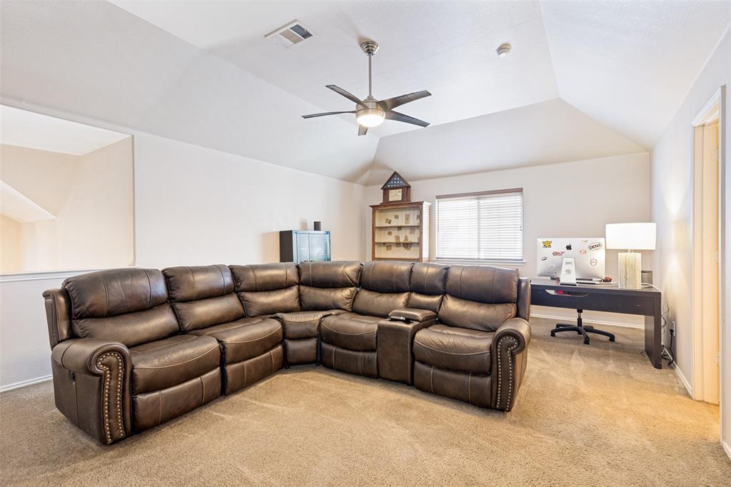 Wilshire Valley - Residential