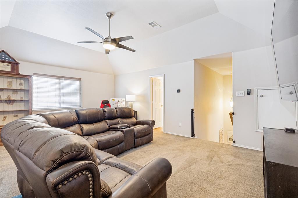 Wilshire Valley - Residential