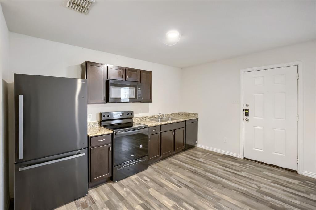 Ervay Place - Residential