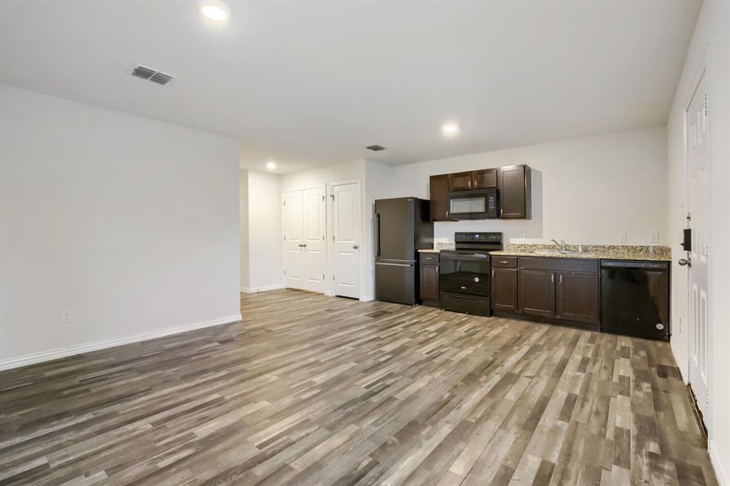 Ervay Place - Residential