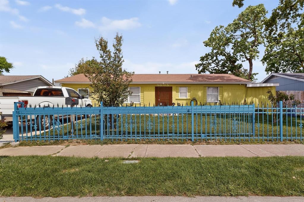 Location, Location, Location!
Perfectly positioned in a establish neighborhoods, this charming home offers the ideal blend of comfort, convenience, and long-term opportunity. Set on a quiet, well-established street, the property is just moments from everyday essentials—schools, local parks, shopping, dining, and major commuter routes—making it an exceptional choice for anyone seeking a connected lifestyle.
Inviting curb appeal, the home sits on a generous lot that opens the door to endless possibilities. Whether you envision modern updates, a thoughtful expansion, or a complete transformation, the layout and land provide a strong foundation for your creativity.
With its prime location and remarkable potential, this residence is more than a place to live—it’s an opportunity to shape the home you’ve always imagined. Welcome Home!!