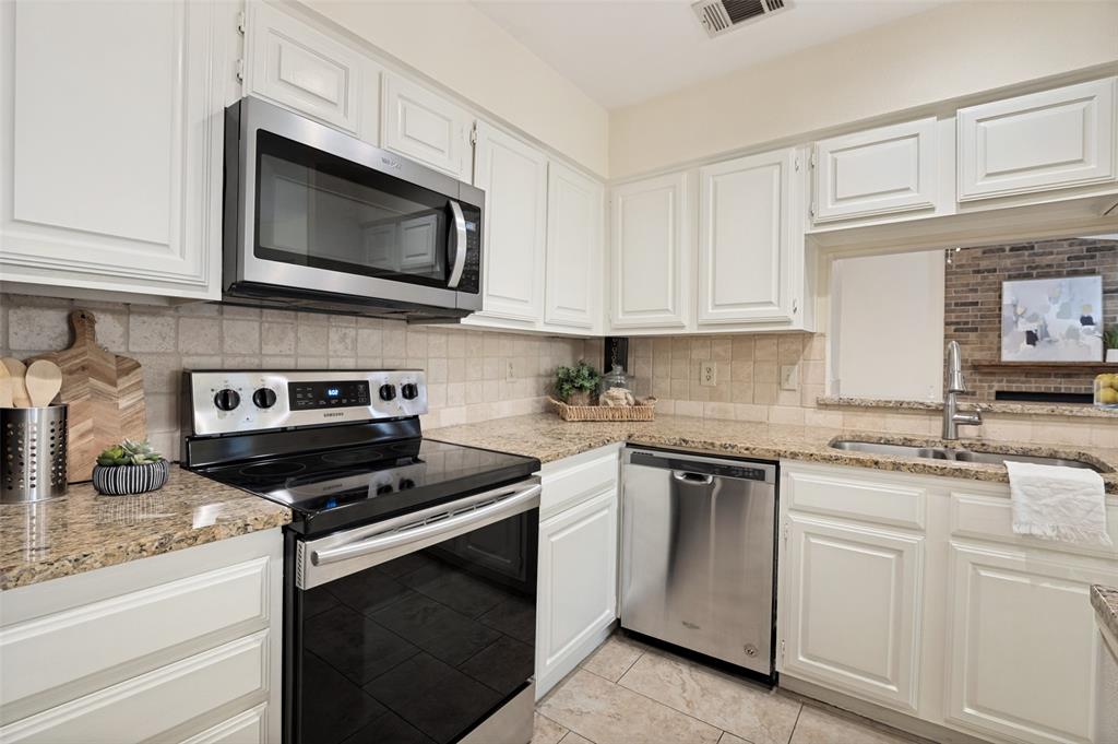 Cloisters Condo The - Residential