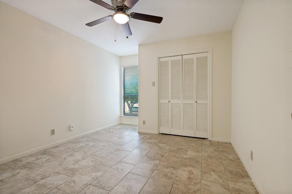 Cloisters Condo The - Residential