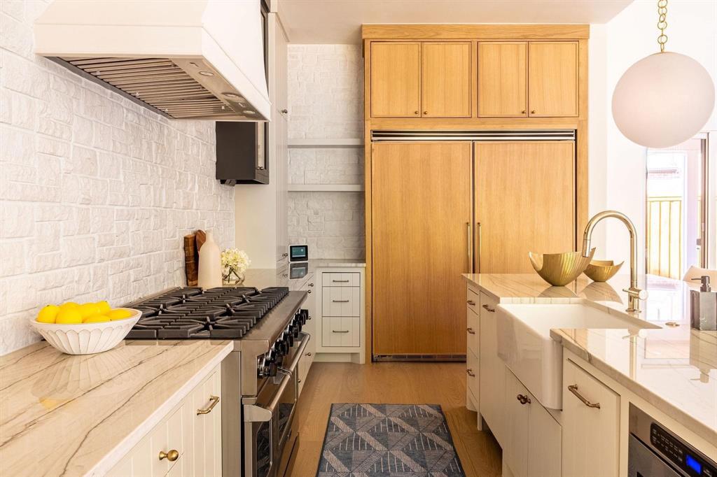 NORTH DAVILLA DRIVE ESTATESGLENRIDGE ESTATES 3 - Residential