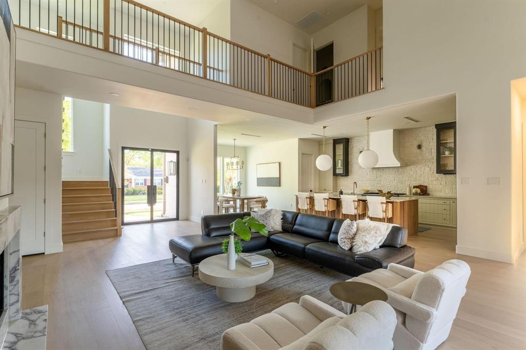 NORTH DAVILLA DRIVE ESTATESGLENRIDGE ESTATES 3 - Residential