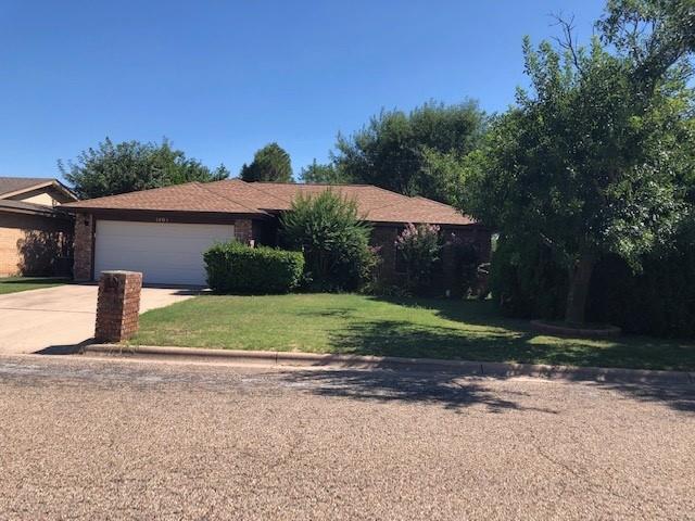 Very nice 3 bedroom 2 bath! Great floor plan with lots of counter and cabinet space! Spacious living room and bedrooms and amazing back yard! Close to the zoo, park, shopping! Also comes with a washer and dryer! 

Owner must approve all pets! 

Requires tenant enrollment to the Tenant Benefit Package through Gerard Real Estate. Ask us for details. $39 a month.