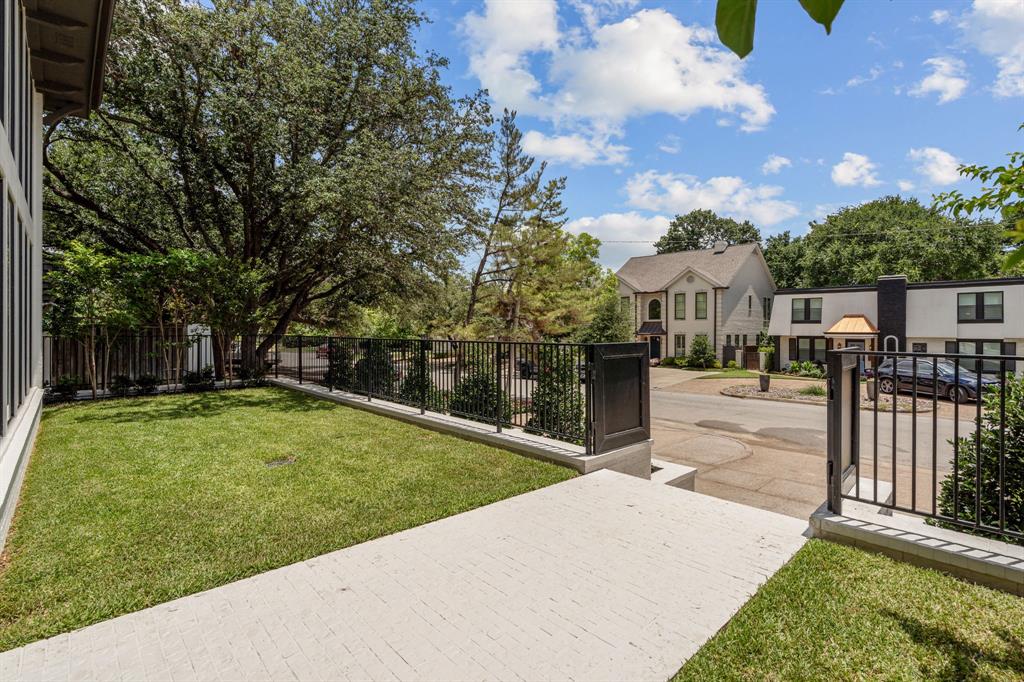 Chamberlain Arlington Heights 1st - Residential