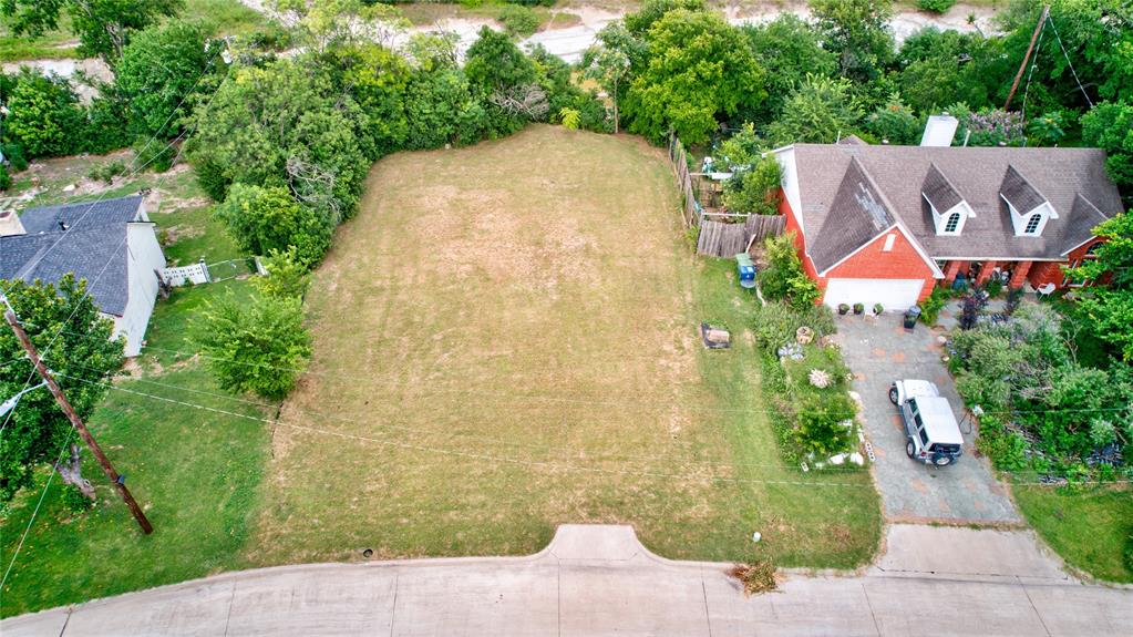 Woodbrook 02 - Land