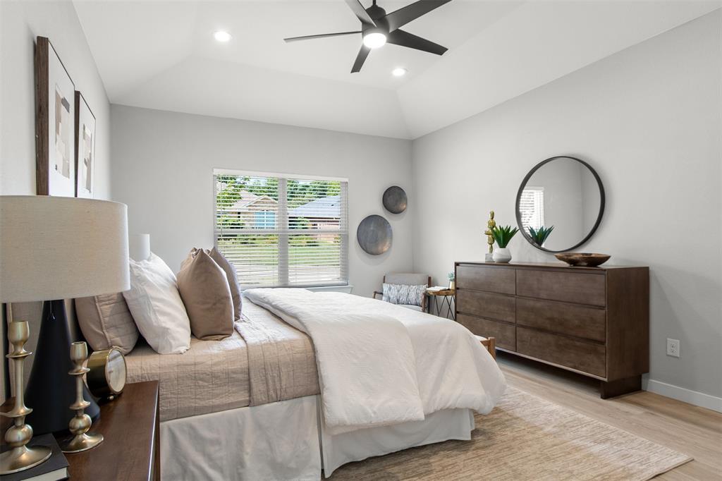 RONIN HOME BUILDER - Residential