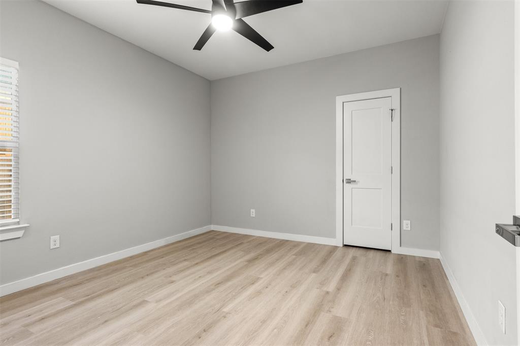 RONIN HOME BUILDER - Residential
