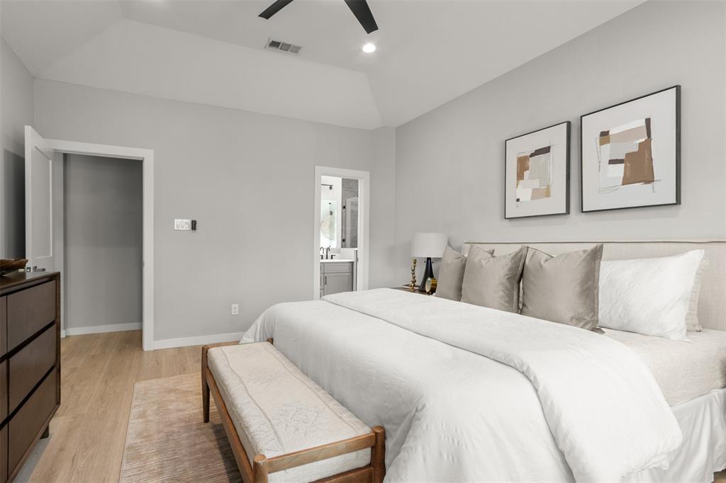 RONIN HOME BUILDER - Residential