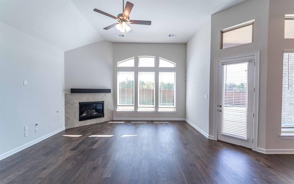 Sonoma Verde - Residential