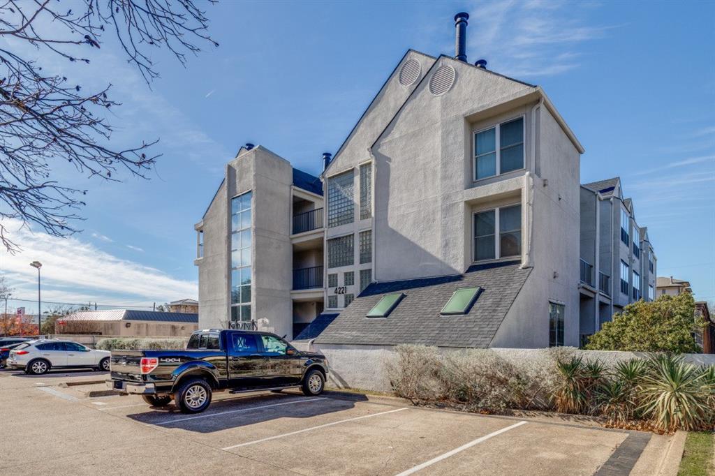 Cole Ave Condo 4221 - Residential