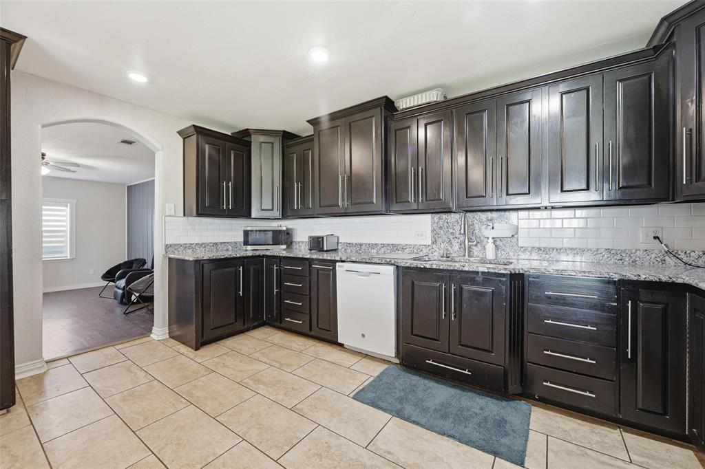 PIERCE ESTATES - Residential