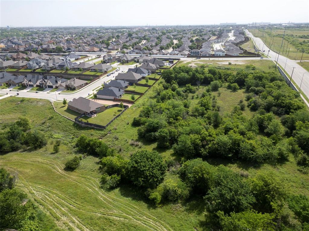 Talon Hills - Land