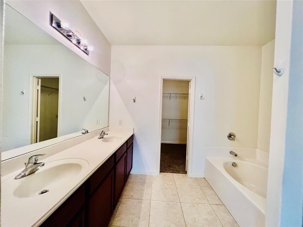 Stone Crk Ranch Ph IV - Residential Lease