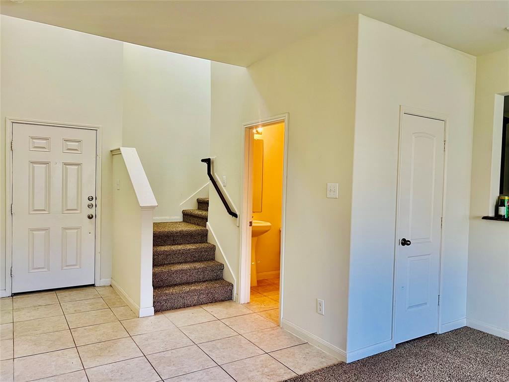 Stone Crk Ranch Ph IV - Residential Lease