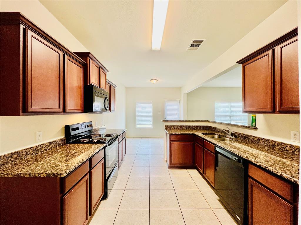 Stone Crk Ranch Ph IV - Residential Lease