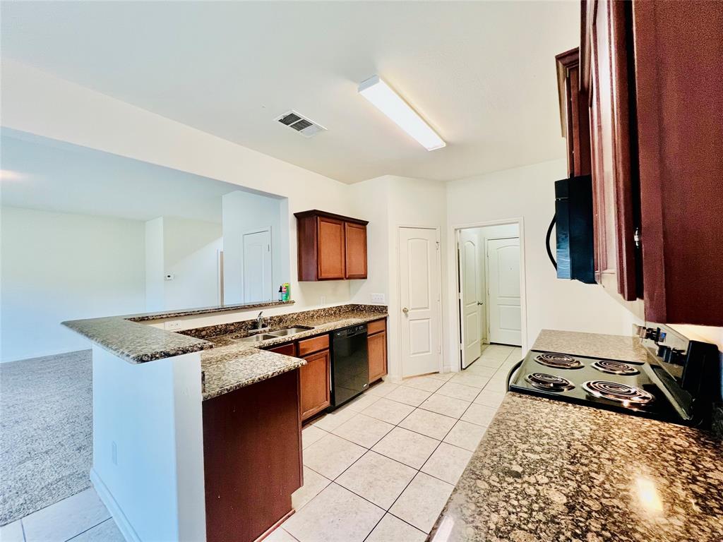Stone Crk Ranch Ph IV - Residential Lease