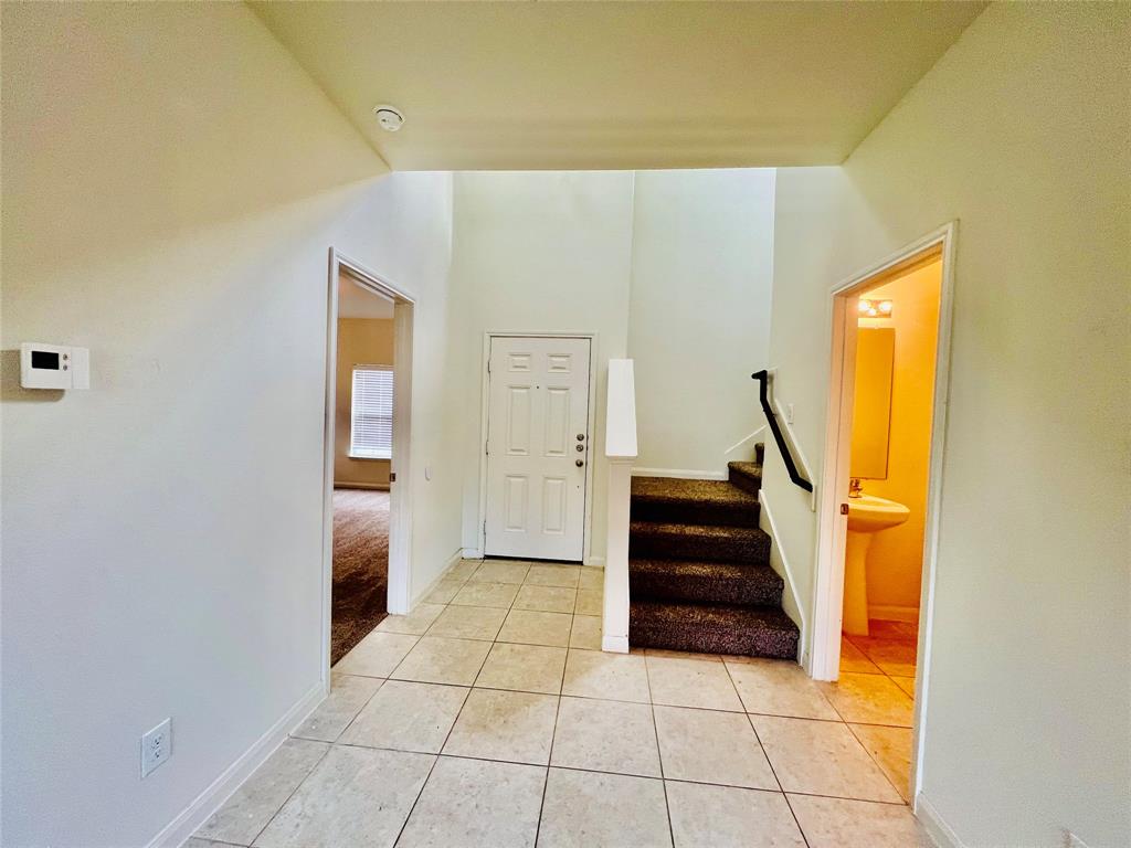 Stone Crk Ranch Ph IV - Residential Lease
