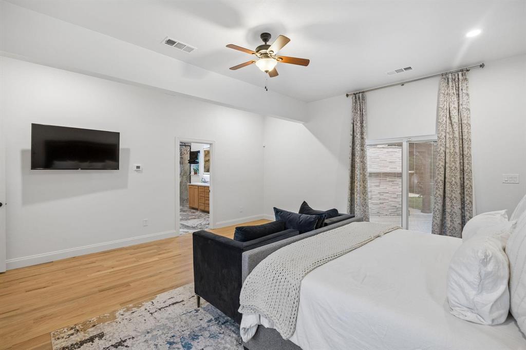 Emerald Sound At Lake Lewisville - Residential