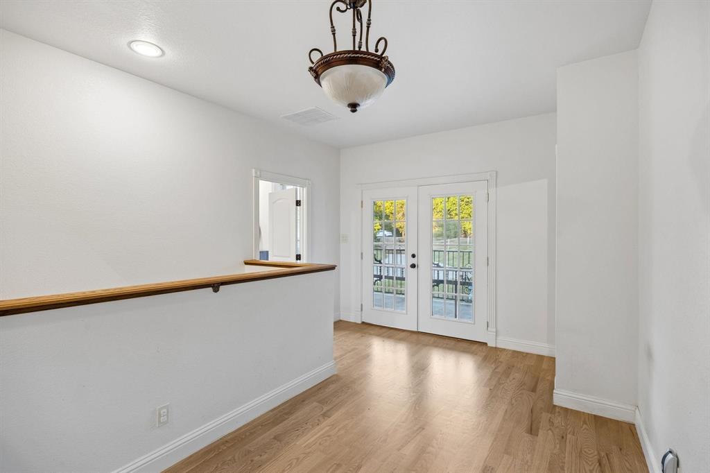 Emerald Sound At Lake Lewisville - Residential
