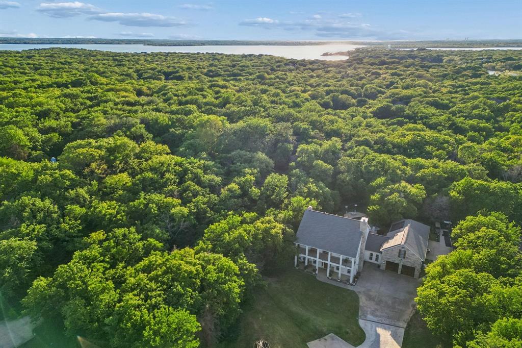 Emerald Sound At Lake Lewisville - Residential