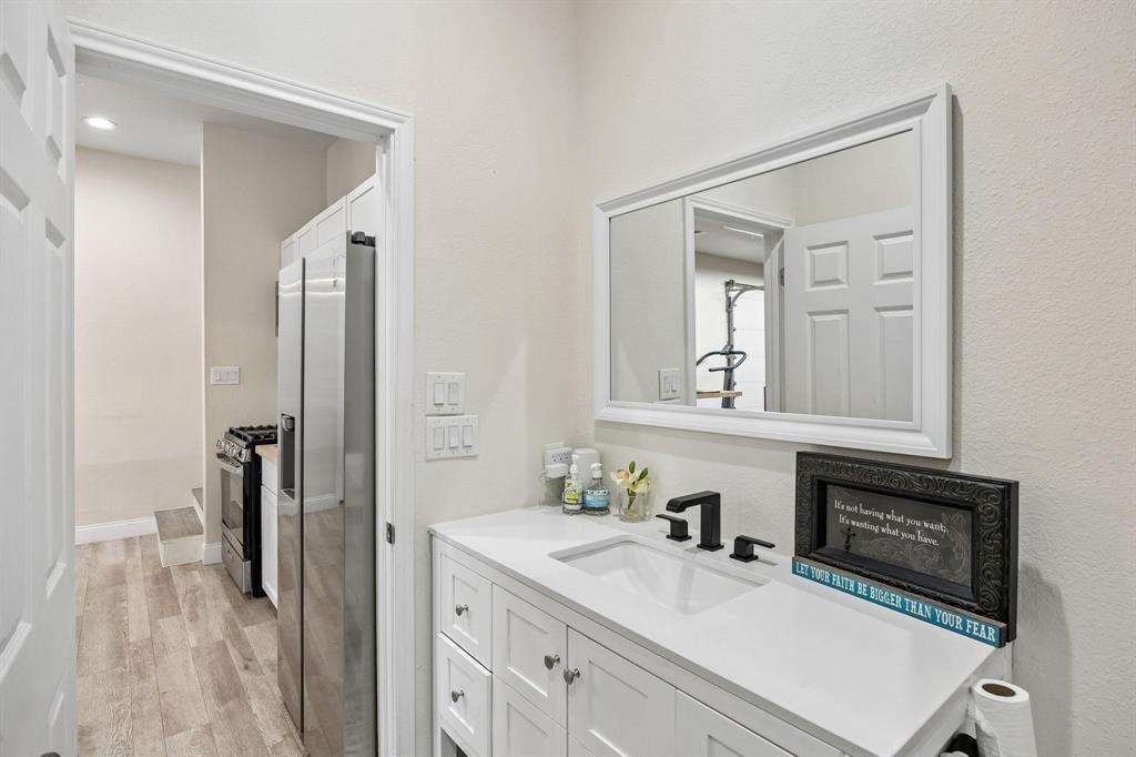 Emerald Sound At Lake Lewisville - Residential