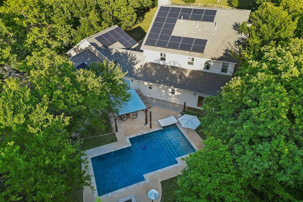 Emerald Sound At Lake Lewisville - Residential
