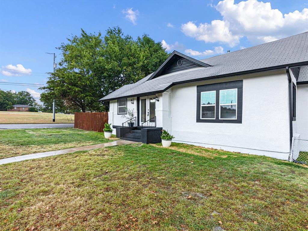 OAK LAWN - Residential