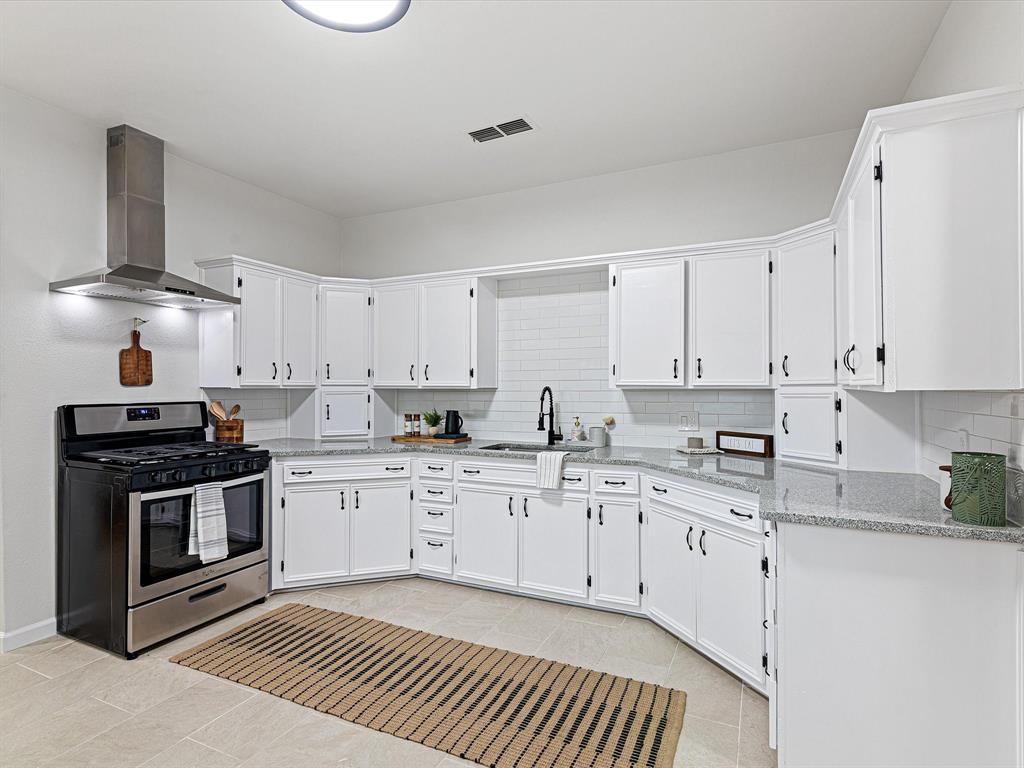 OAK LAWN - Residential