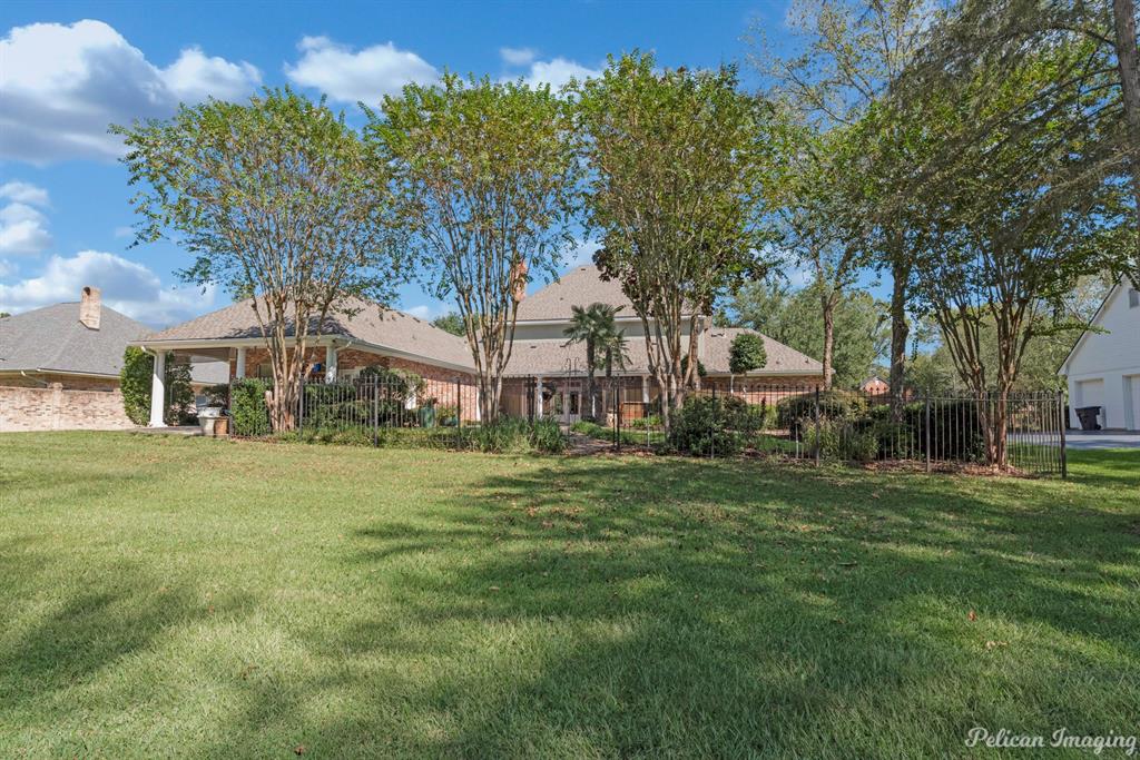 Victorian Pointe-Carriage Oaks - Residential