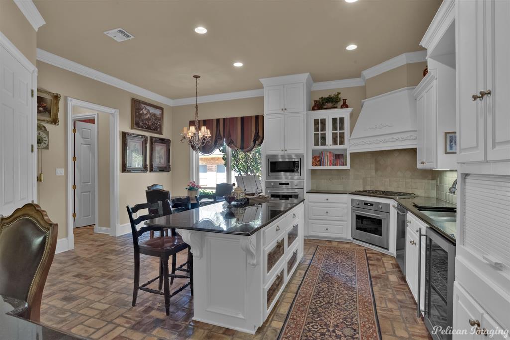Victorian Pointe-Carriage Oaks - Residential