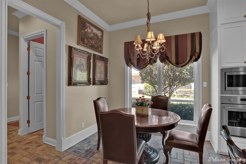 Victorian Pointe-Carriage Oaks - Residential