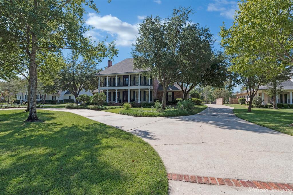 Victorian Pointe-Carriage Oaks - Residential