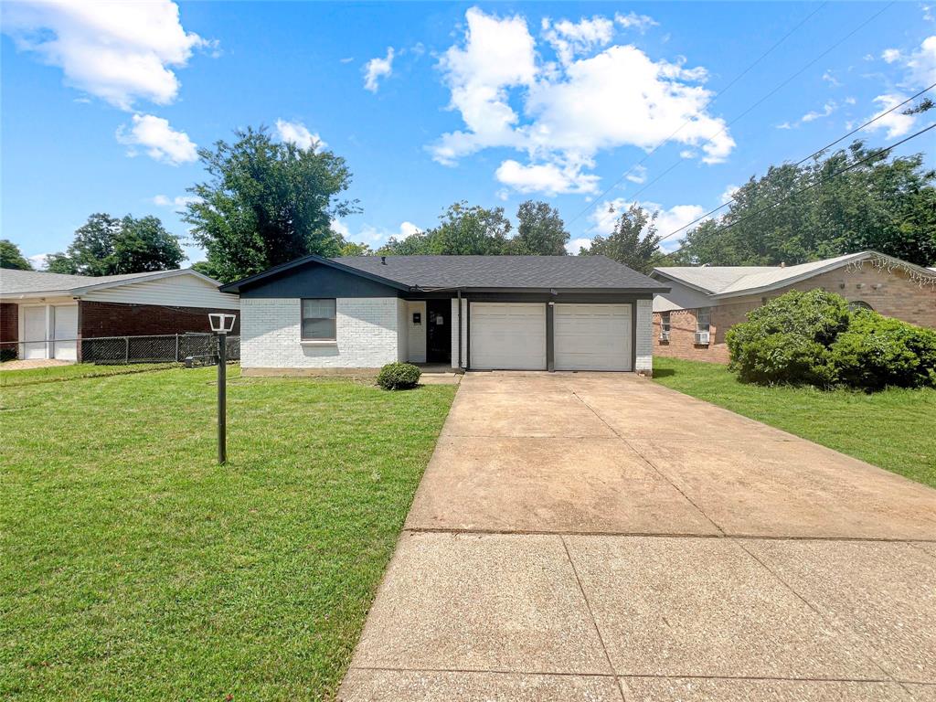Located in a quiet, established neighborhood in Fort Worth, this property presents an excellent opportunity. Conveniently situated near major highways, shopping, dining, and schools, the location supports strong rental demand while offering the appeal of a peaceful residential setting. A solid opportunity in a desirable area—schedule your showing today. To help visualize this homes floor plan and to highlight its potential virtual furnishings may have been added to photos found in this listing.