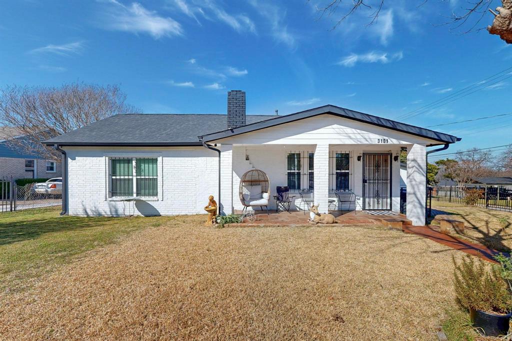 Discover this charming 3 bedroom, 2 bathroom home situated on a spacious corner lot directly across from Peabody Elementary. Featuring a newly remodeled kitchen, this home blends modern updates with timeless charm. Major upgrades include a roof and HVAC system replaced just three years ago, giving buyers added peace of mind. Enjoy quick access to Interstate 30, placing you just 12 minutes from downtown Dallas and 8 minutes from Bishop Arts, a vibrant district filled with dining, shopping, and entertainment. Don’t miss this move in ready home in a prime location!