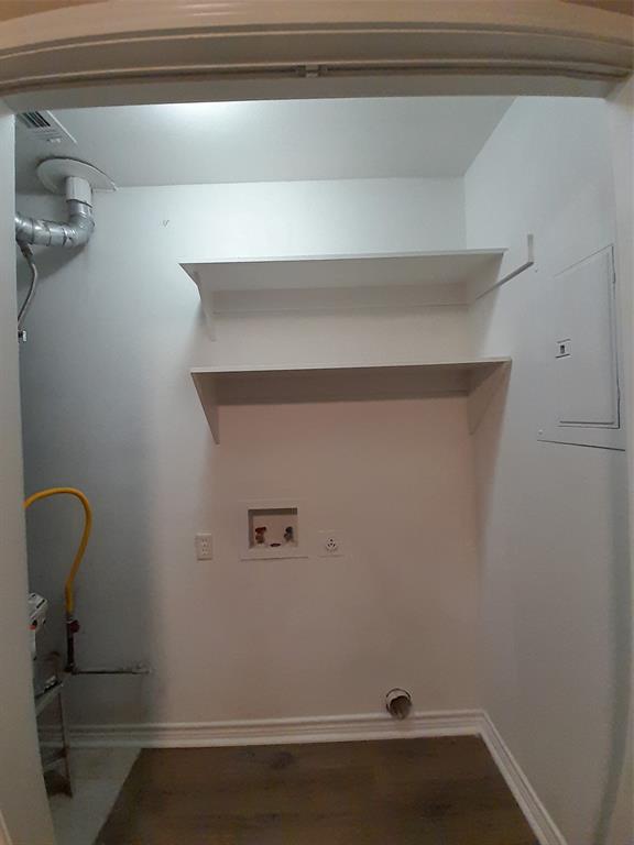 Dye Add - Residential Lease