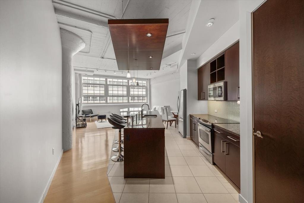 One Montgomery Plaza Residence Condo - Residential