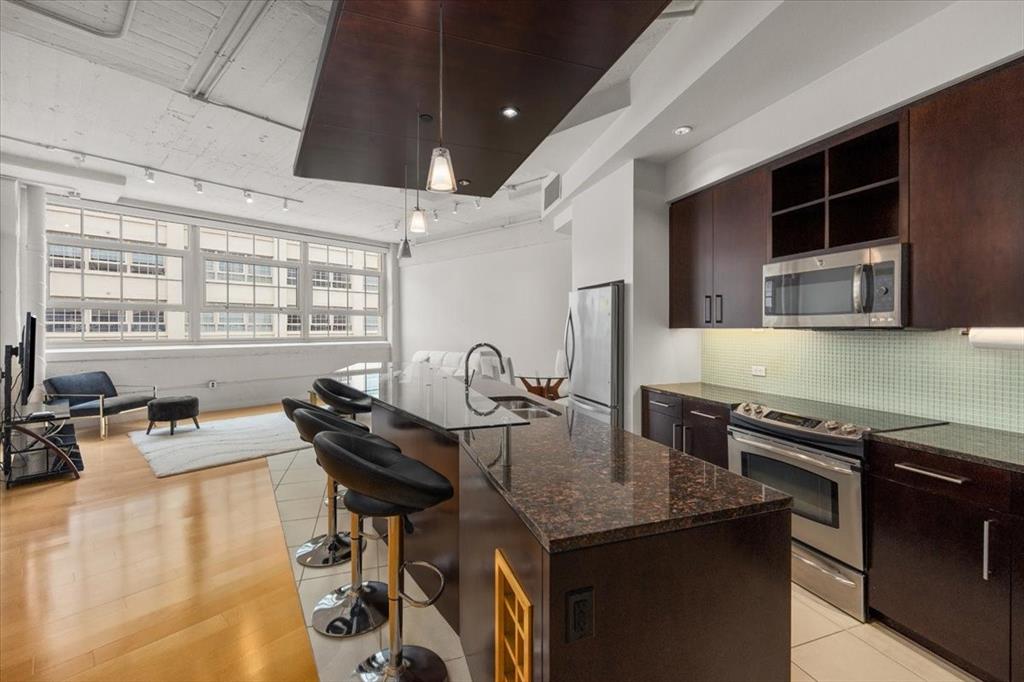 One Montgomery Plaza Residence Condo - Residential