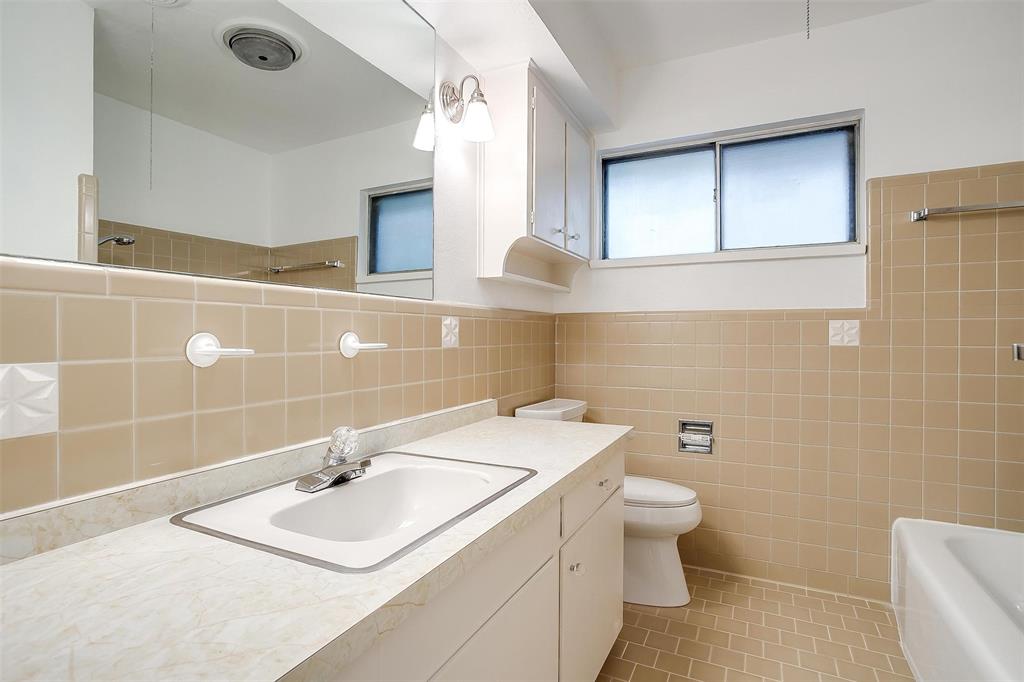 South Hills Add - Residential Lease