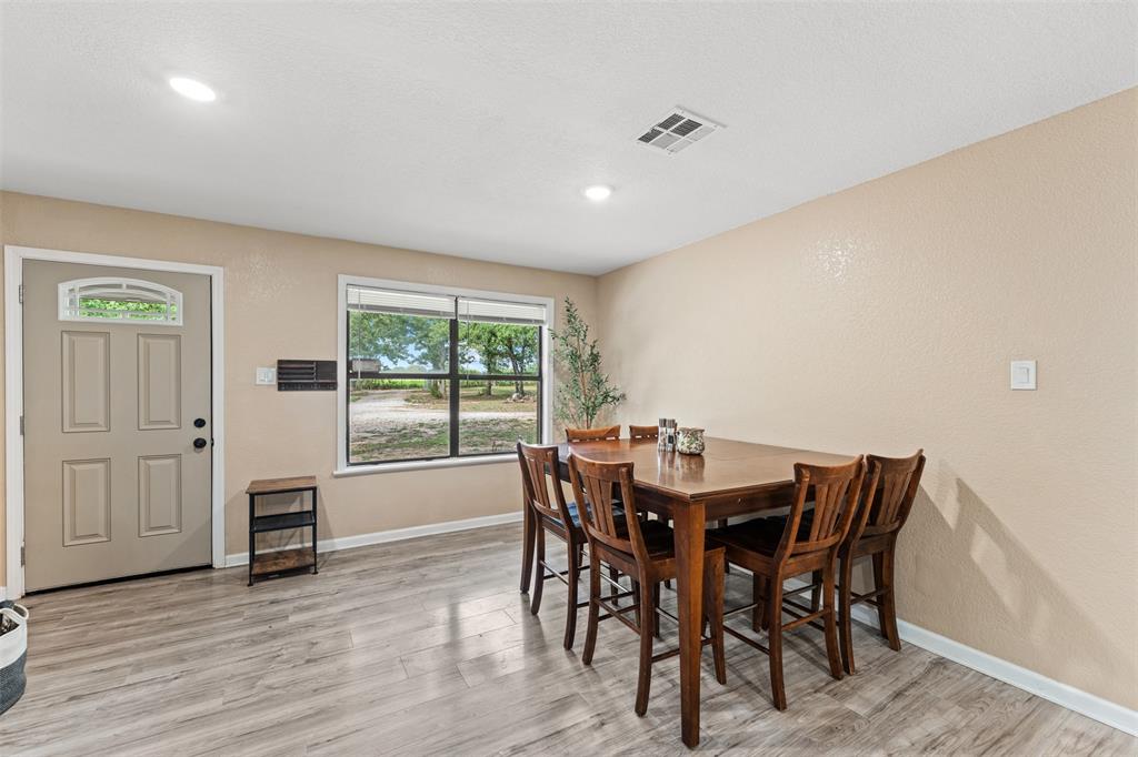 A00201, 201 J DAUGHTERY; - Residential