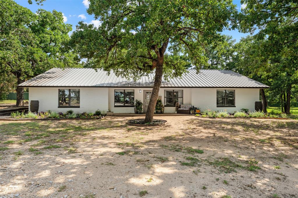 A00201, 201 J DAUGHTERY; - Residential