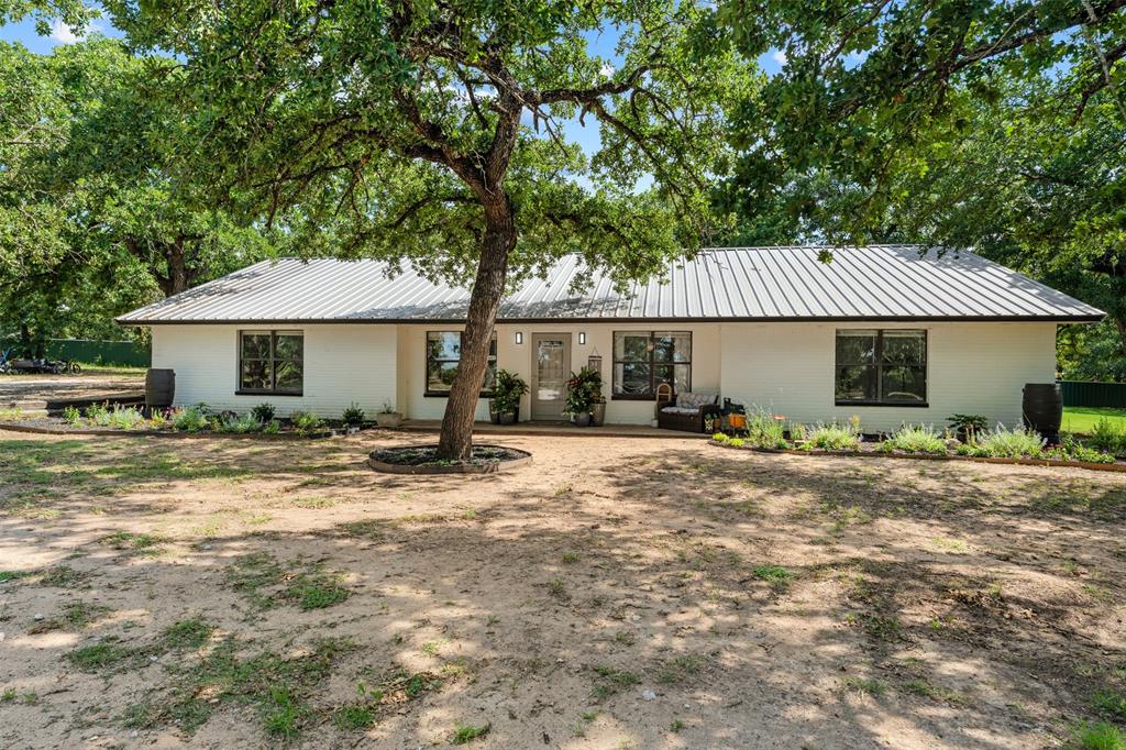 A00201, 201 J DAUGHTERY; - Residential