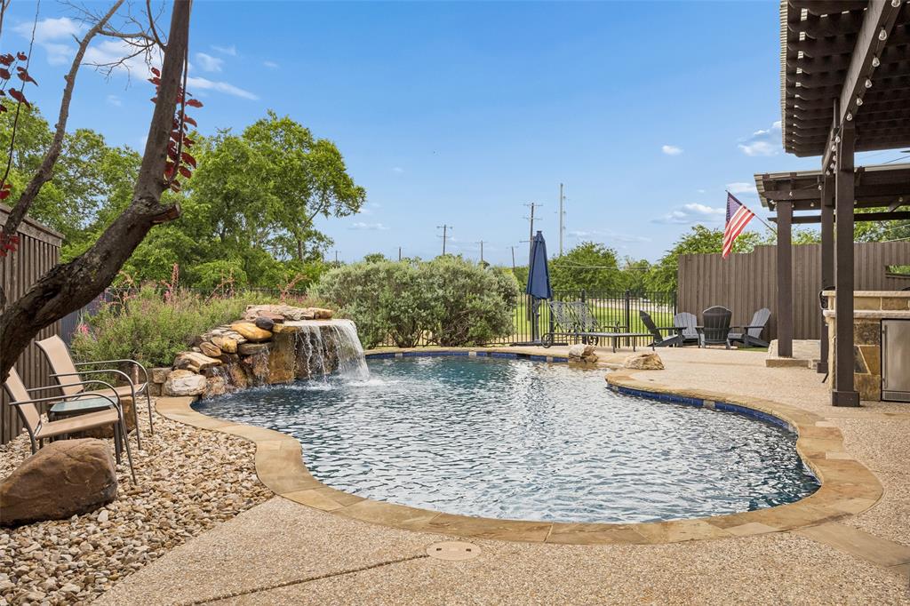 Oakridge on the Creek - Residential