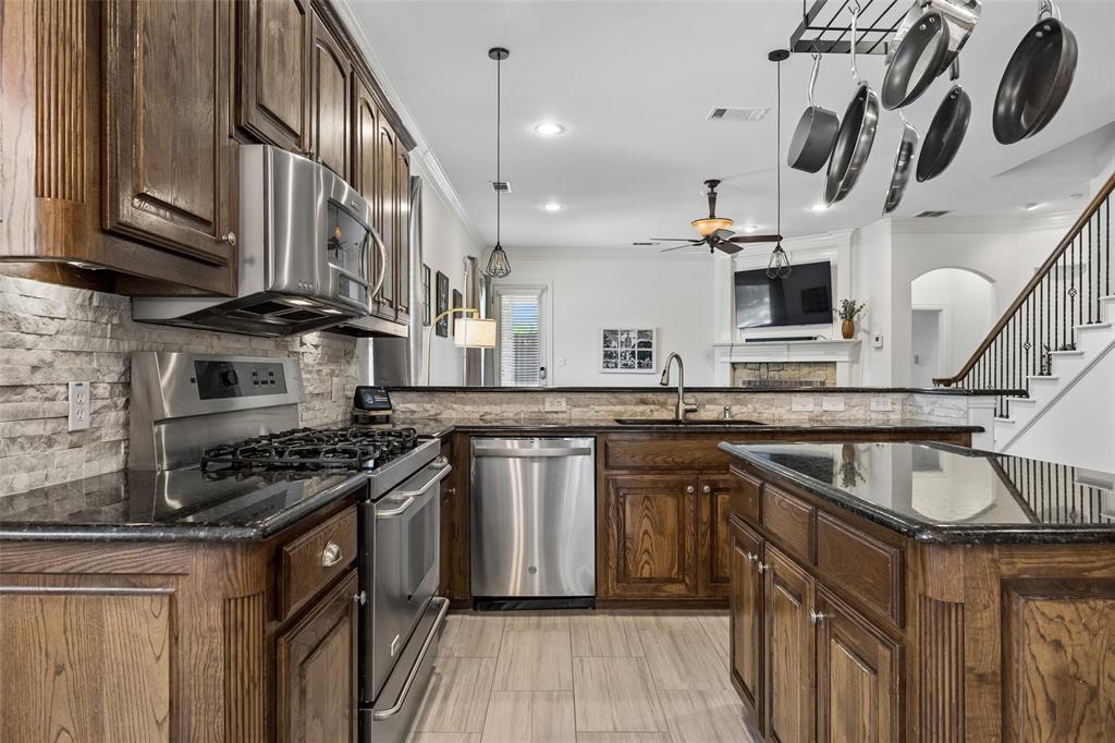 Oakridge on the Creek - Residential