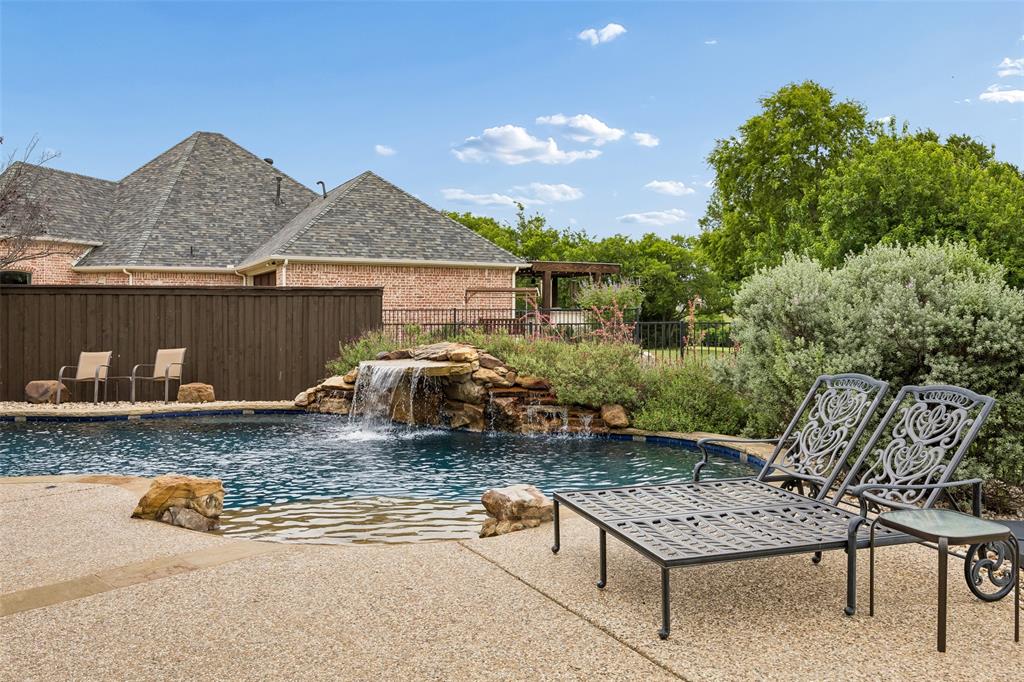 Oakridge on the Creek - Residential