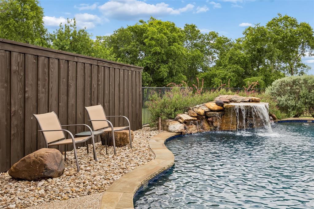 Oakridge on the Creek - Residential