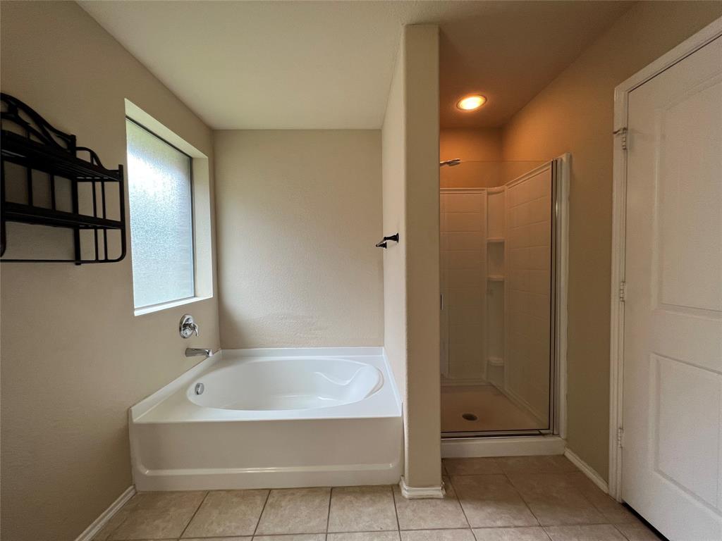 GLENBROOKE ESTATES PH 1 - Residential Lease